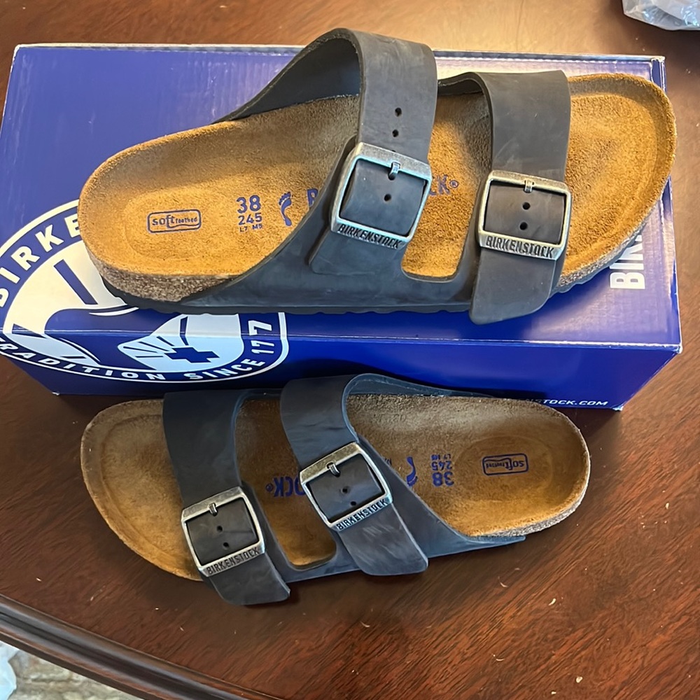 Arizona black Birkenstocks